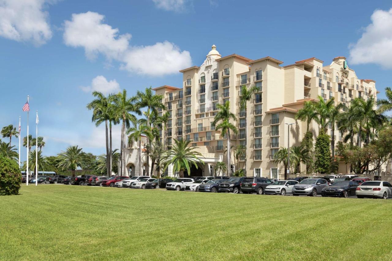 Embassy Suites By Hilton Miami International Airport Miami Springs Exterior photo