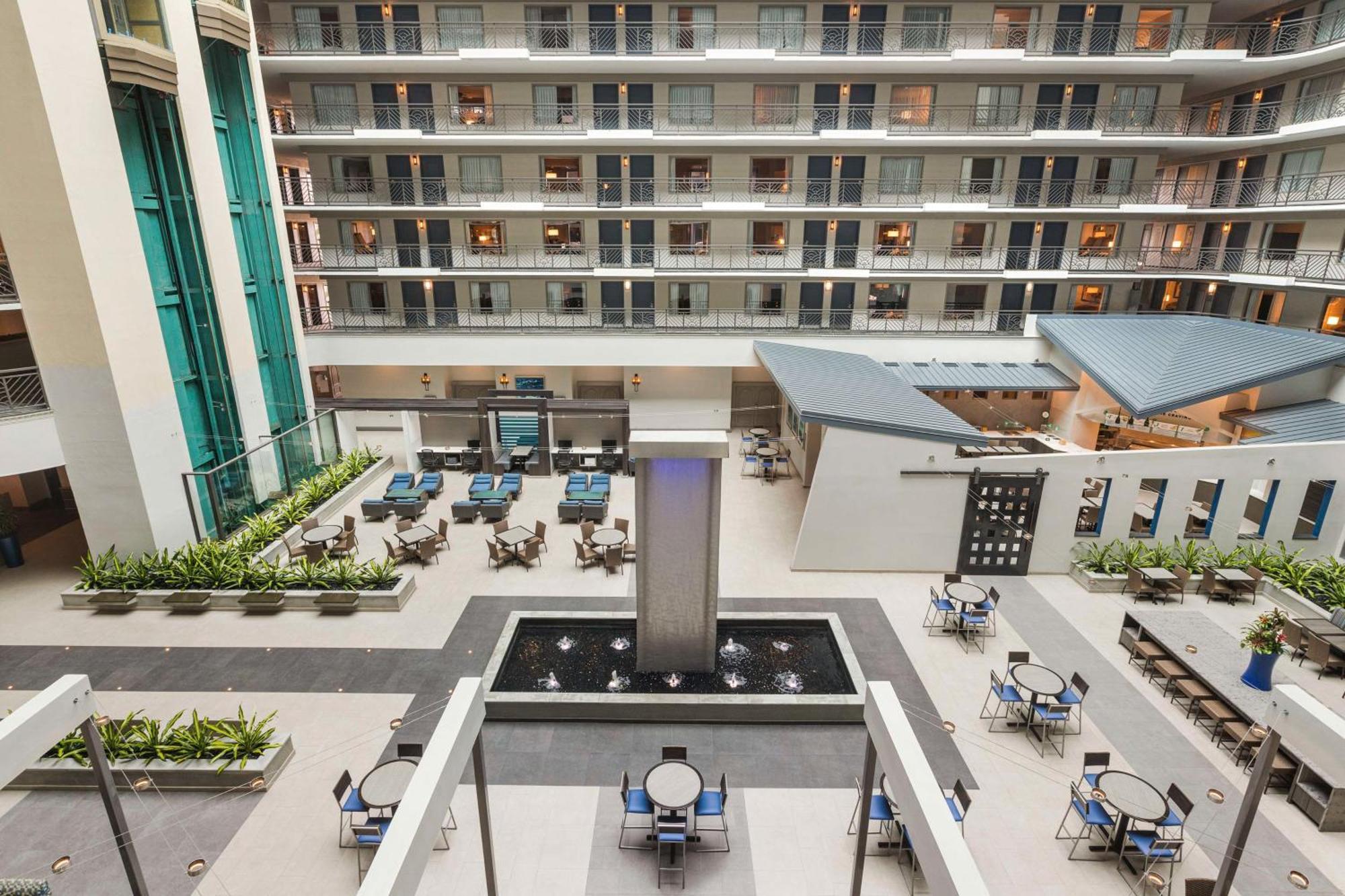 Embassy Suites By Hilton Miami International Airport Miami Springs Exterior photo